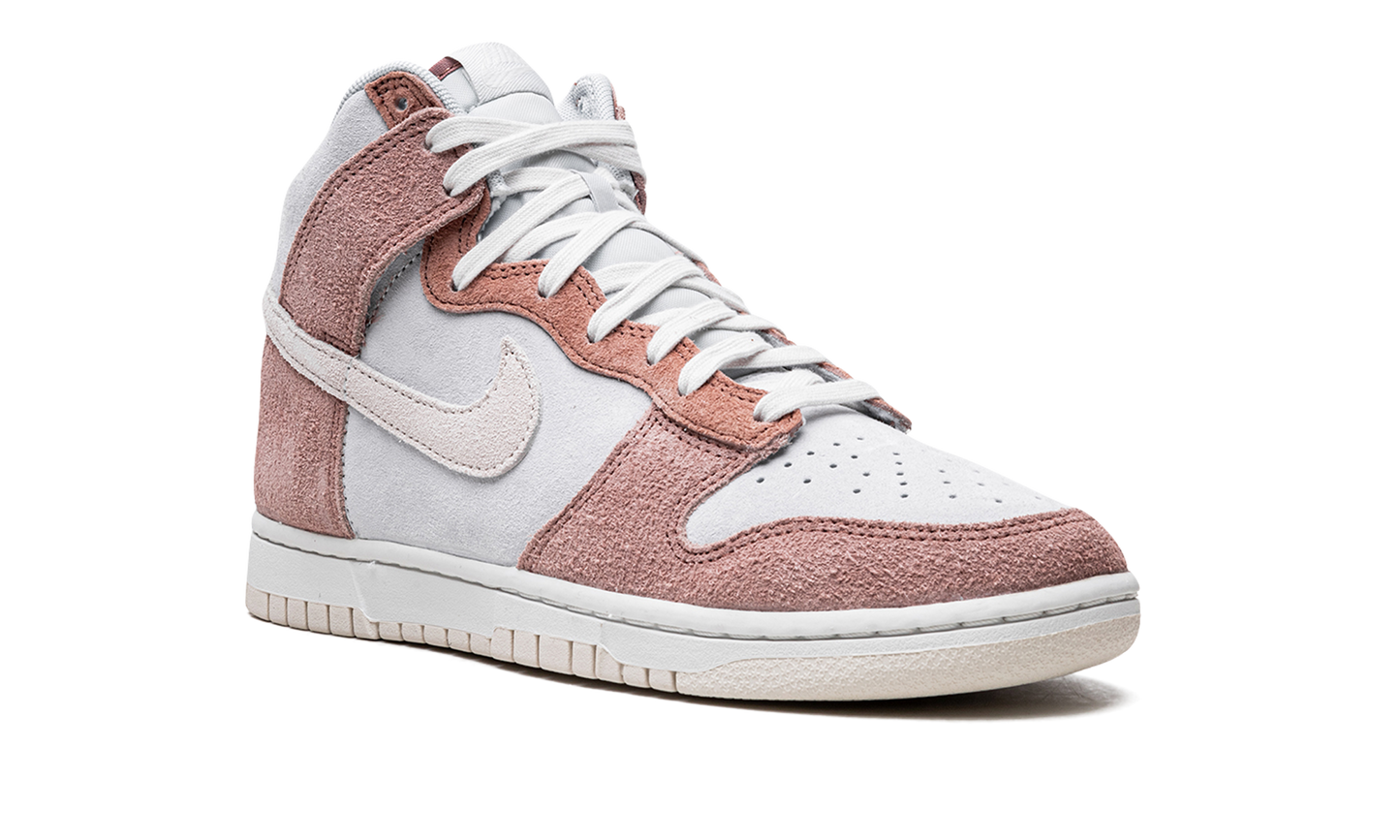Dunk High "Fossil Rose"