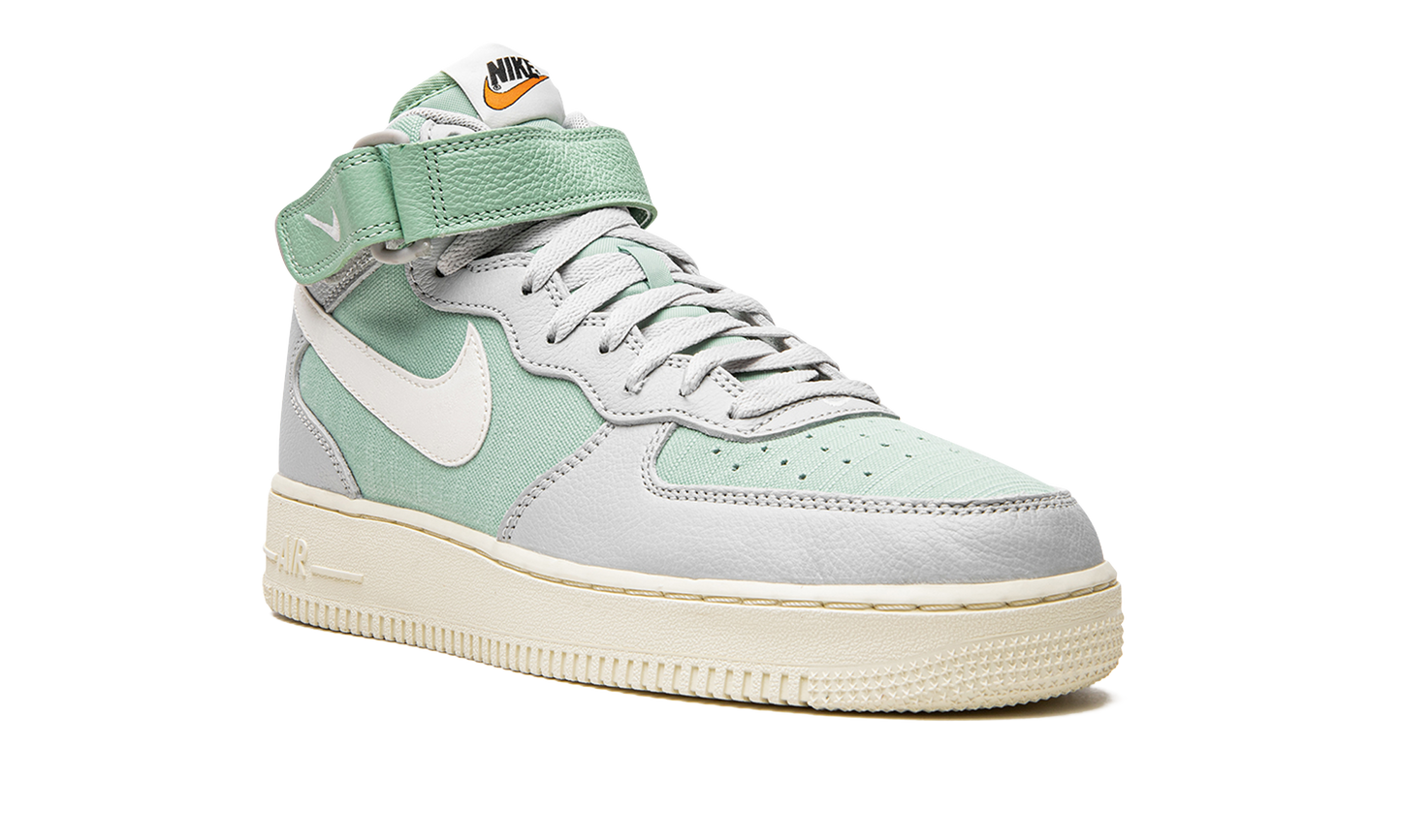 Air Force 1 Mid '07 LX "Grey Fog Enamel Green"