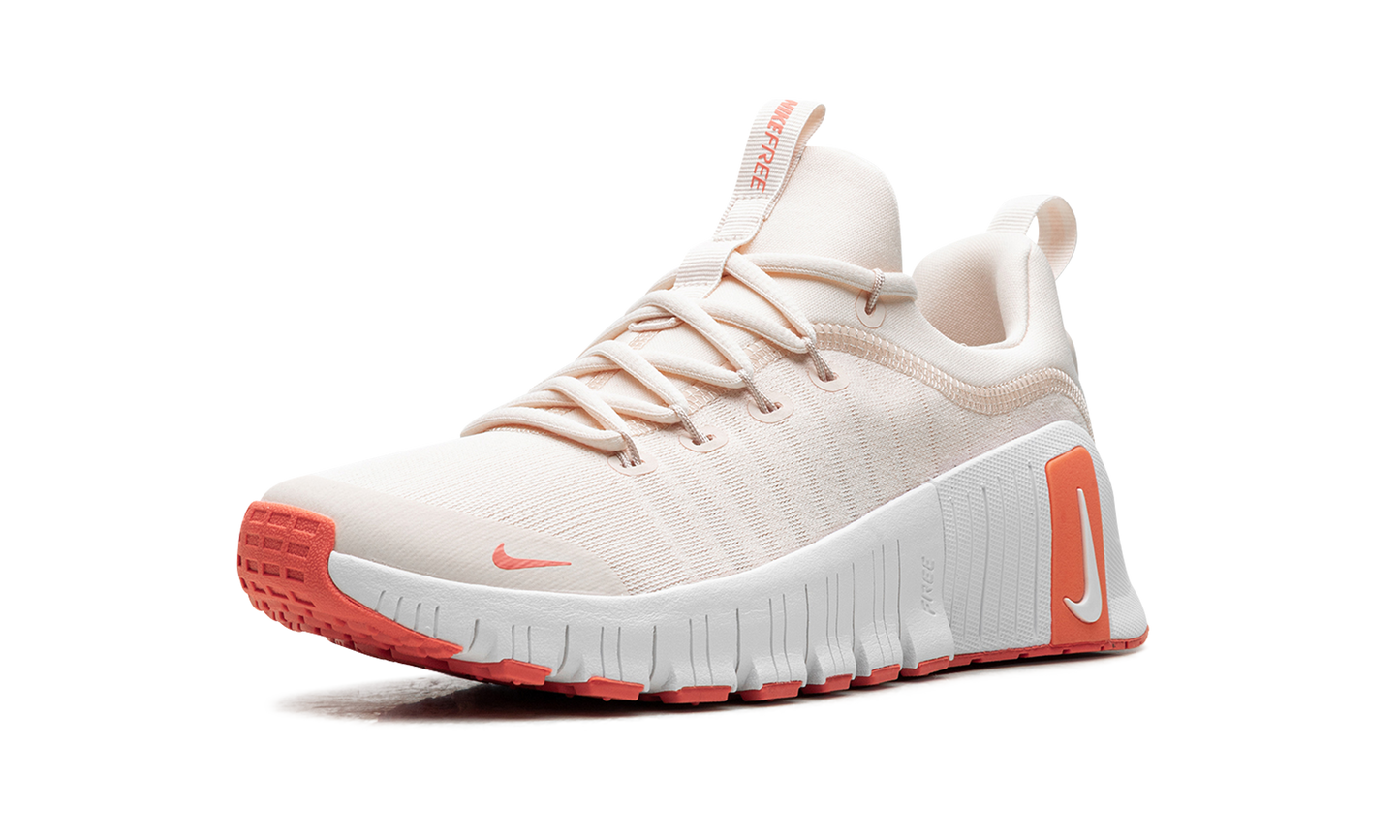 Free Metcon 6 WMNS "Guava Ice Light Wild Mango White"