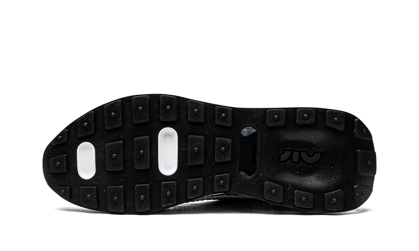 Air Max Flyknit Racer "Oreo"