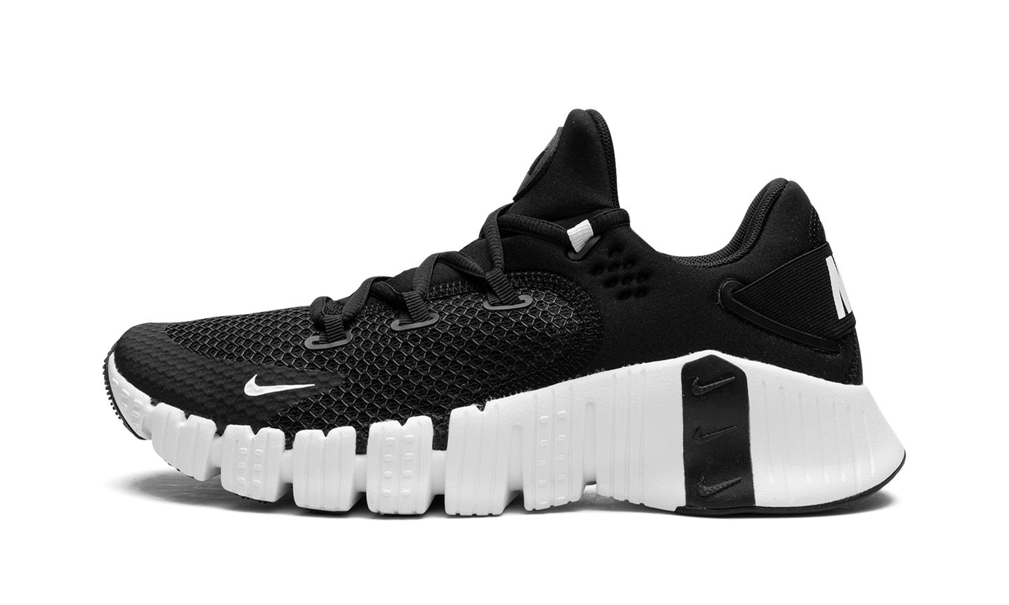 FREE METCON 4 WMNS "Black-White Metcon 4"