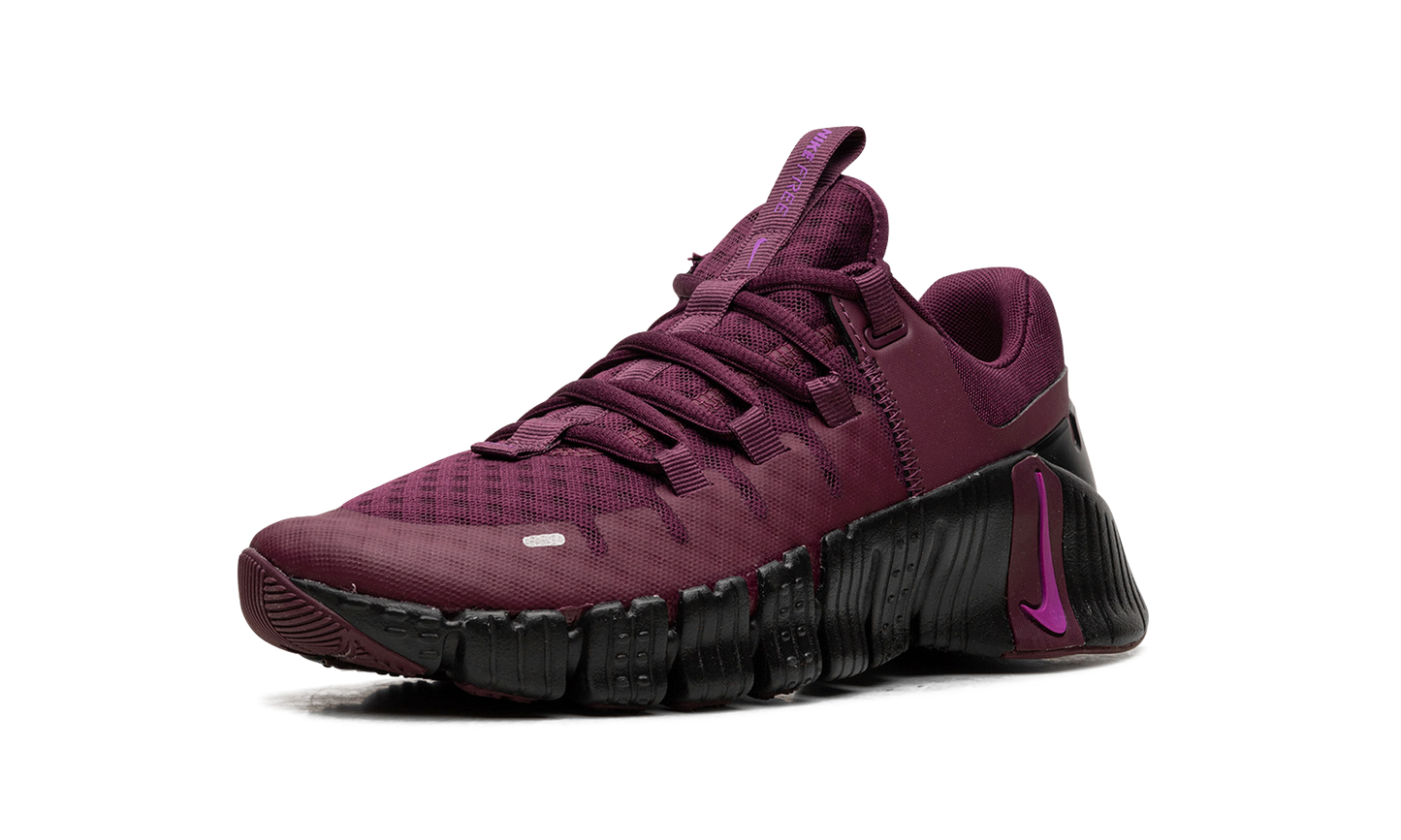 Free Metcon 5 Wmns "Vivid Purple"