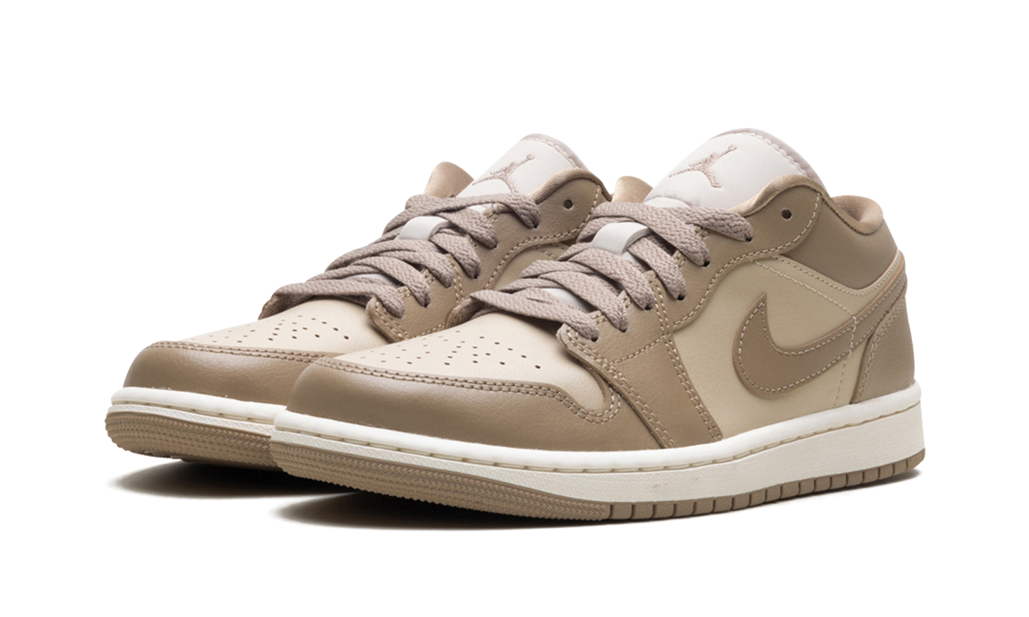 Jordan 1 Low WMNS "Rattan Sail Desert Camo"