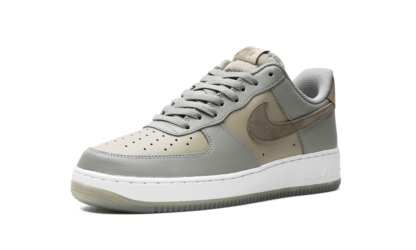 Air Force 1 '07 LV8 "Dark Stucco"