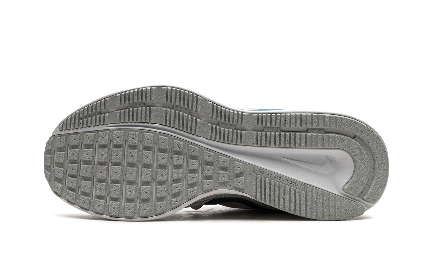 RUN SWIFT 3 WMNS "White Aqua Pink"