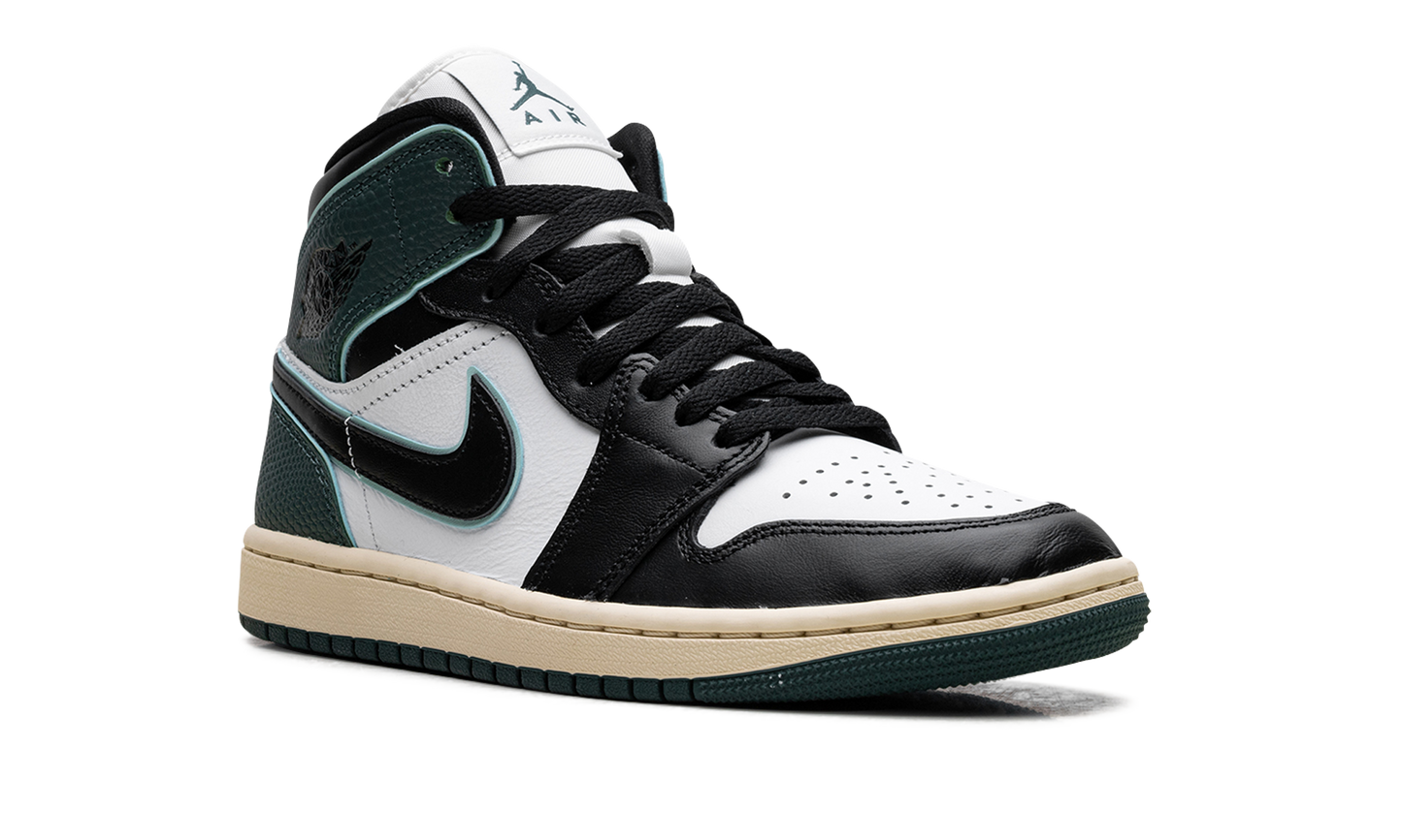 Jordan 1 Mid SE WMNS "Oxidized Green"