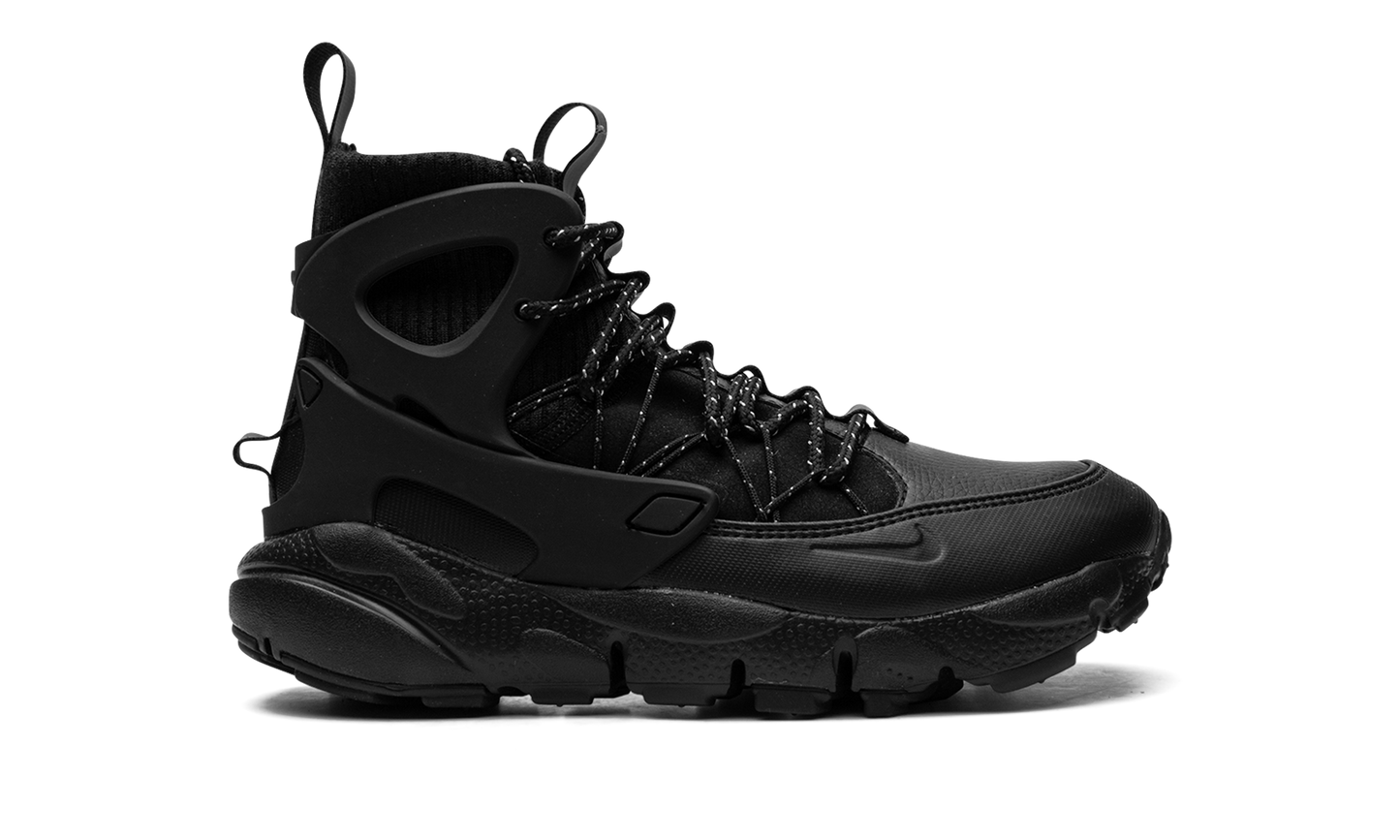 AIR FOOTSCAPE MID MNS WMNS "Triple Black"
