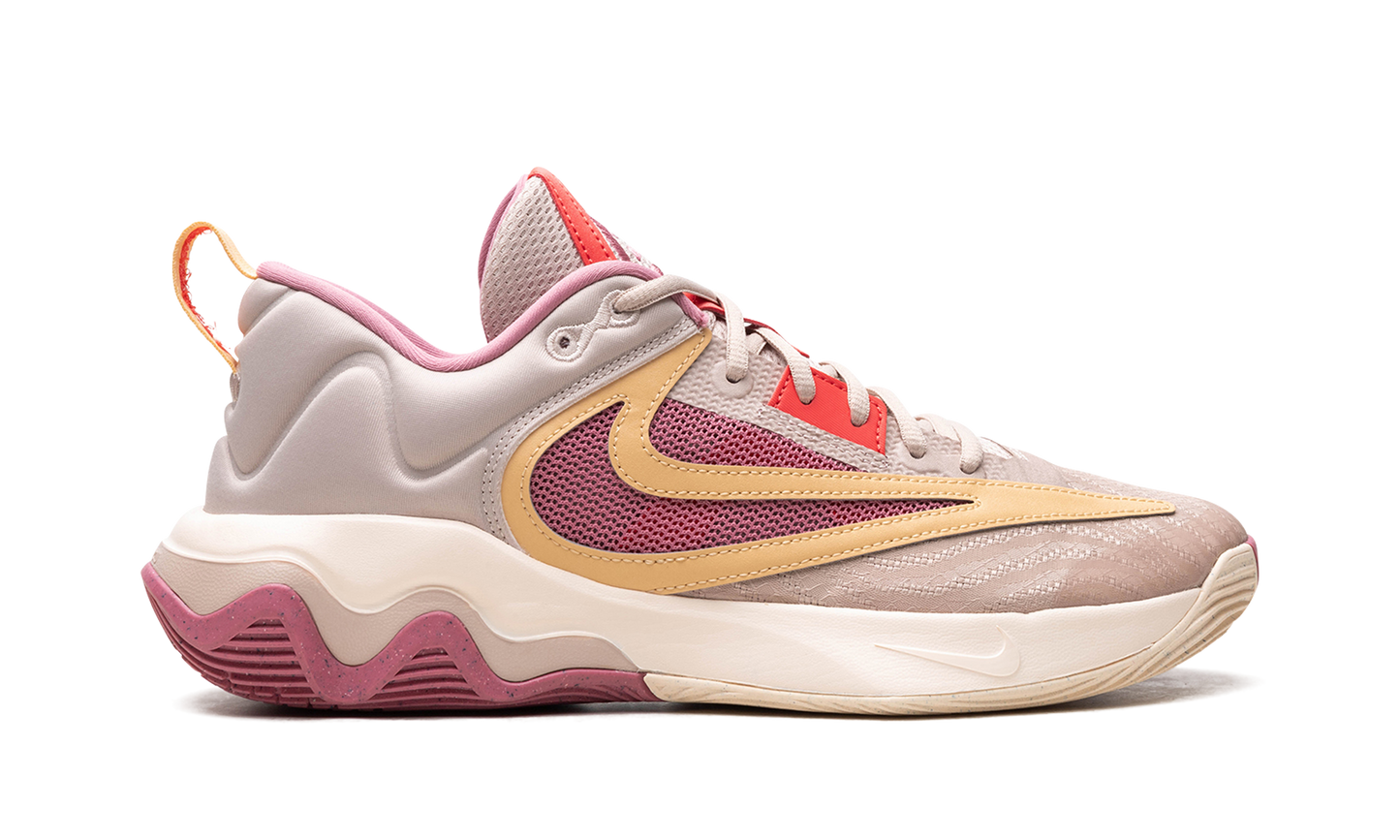 Giannis Immortality 3 "Fossil Stone/Desert Berry"