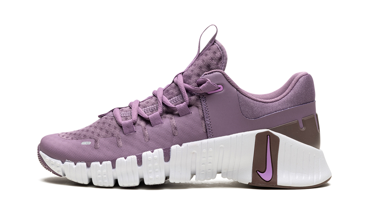Free Metcon 5 WMNS "Violet Dust"