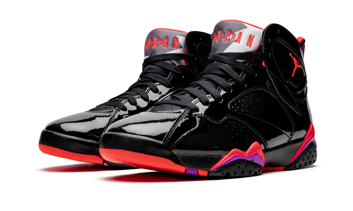 AIR JORDAN 7 WMNS "Black Patent Leather"