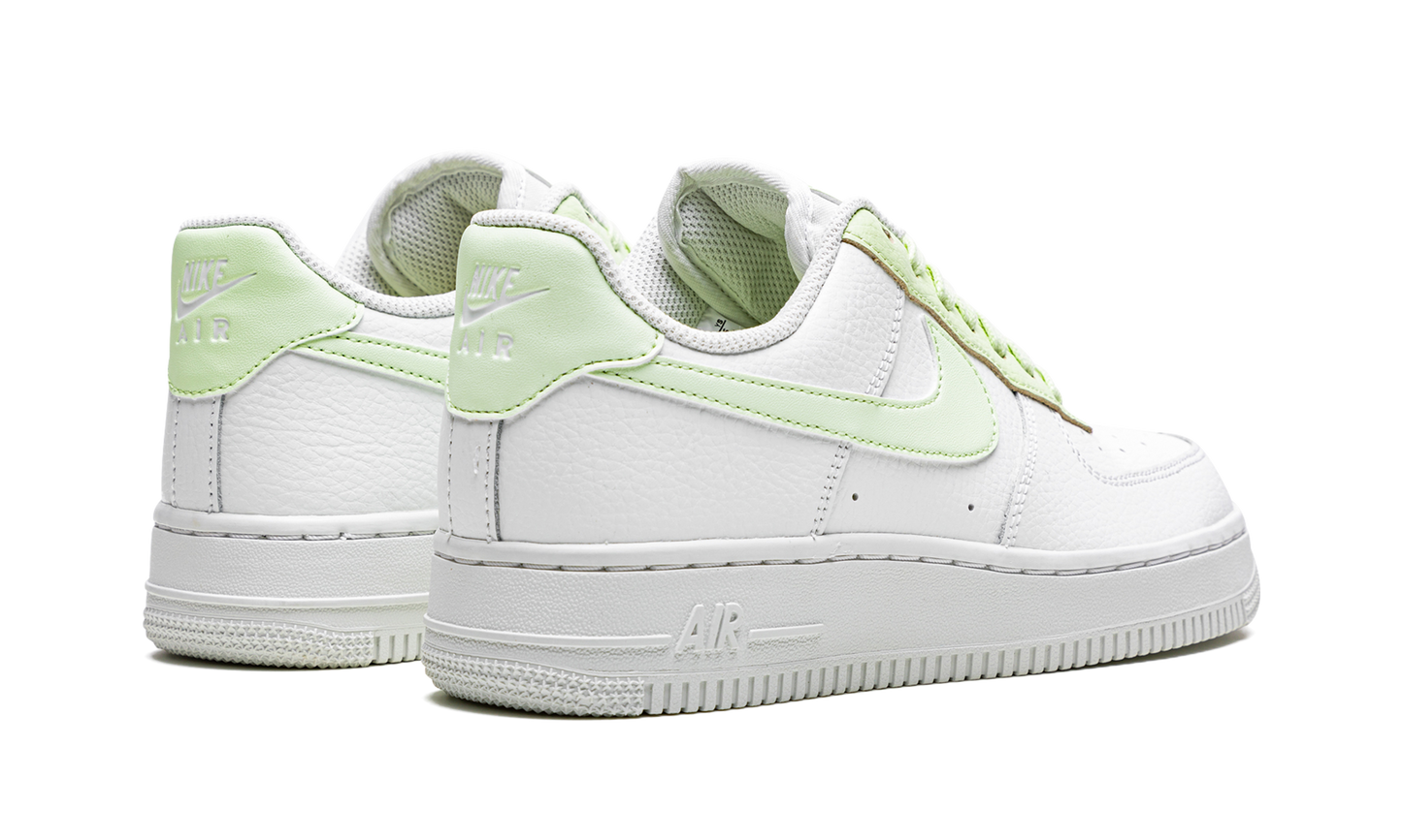 AIR FORCE 1 '07 MNS WMNS "White / Lime Ice"
