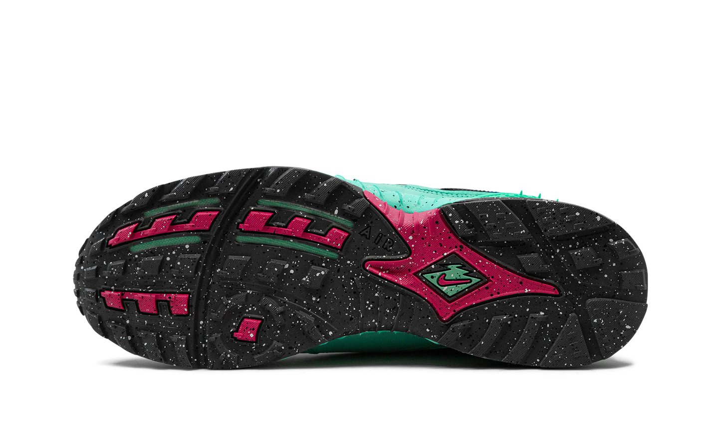 Air Terra Humara "UNDEFEATED - Light Menta"