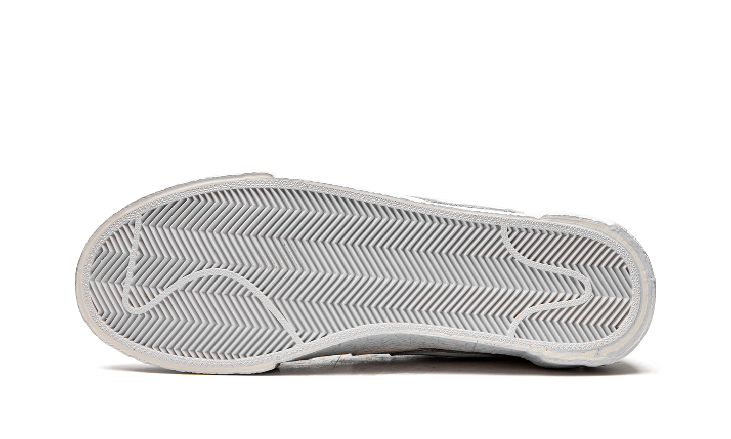 Blazer Low "Sacai - White Patent Leather"