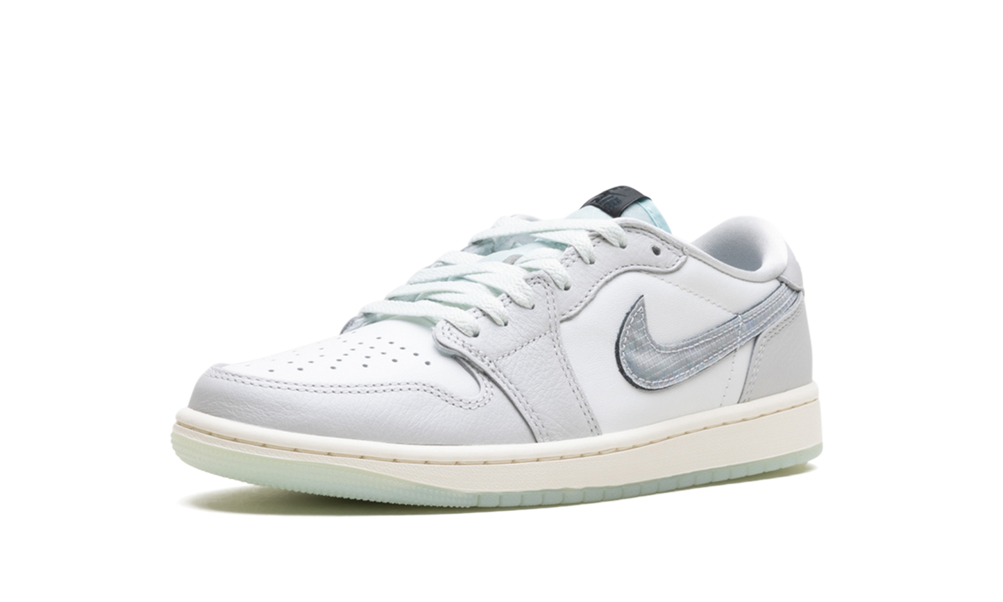 Air Jordan 1 Low OG "Year of the Snake"