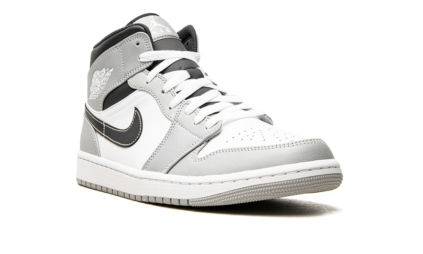 Air Jordan 1 Mid "Light Smoke Grey 2.0"