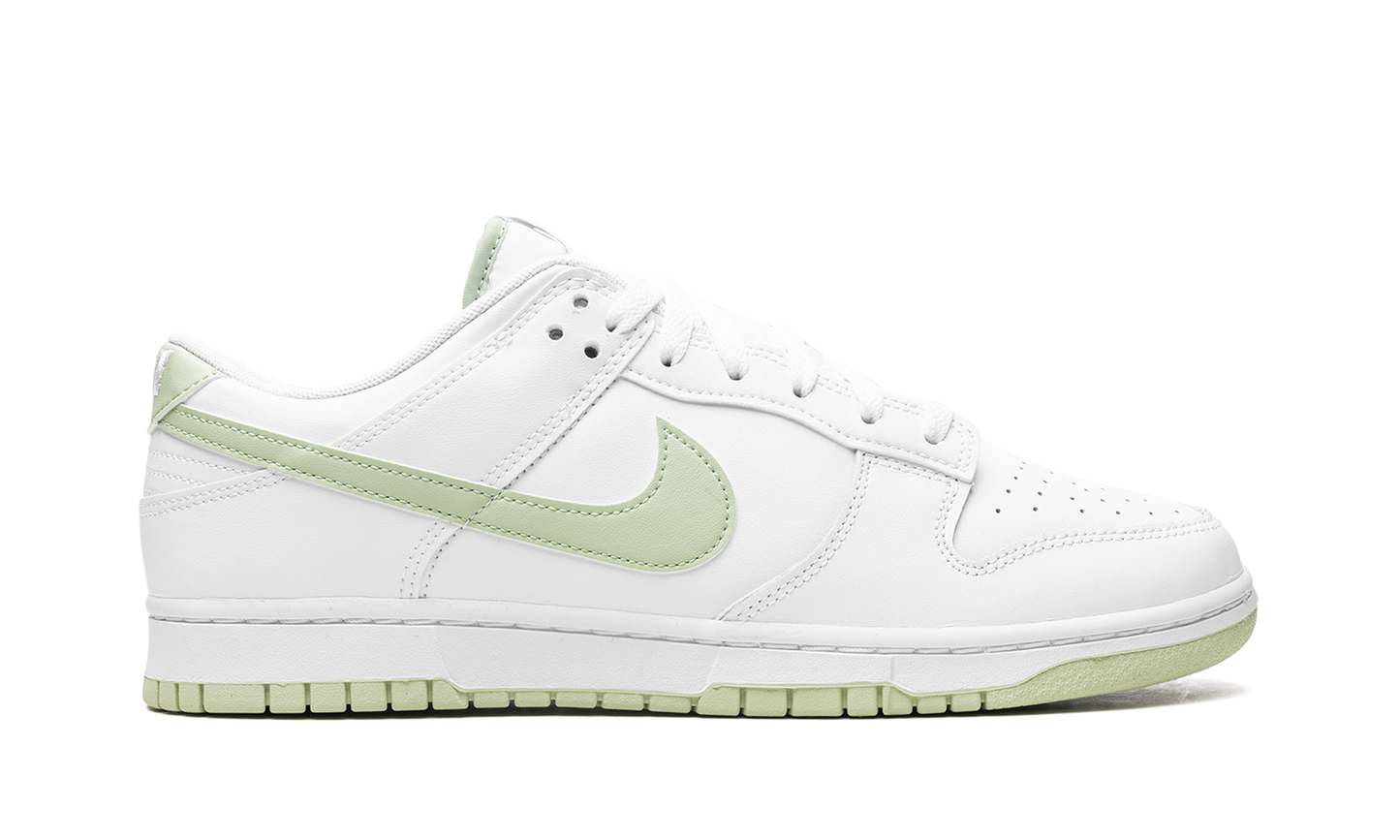 NIKE DUNK LOW RETRO "Honeydew"