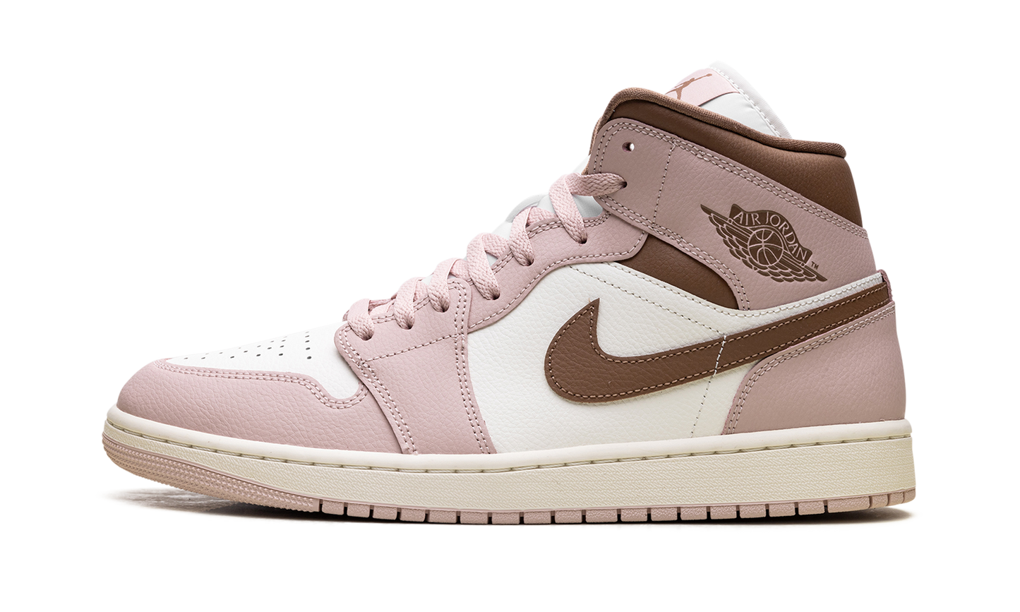 Jordan 1 Mid WMNS "Pink Oxford Brown"