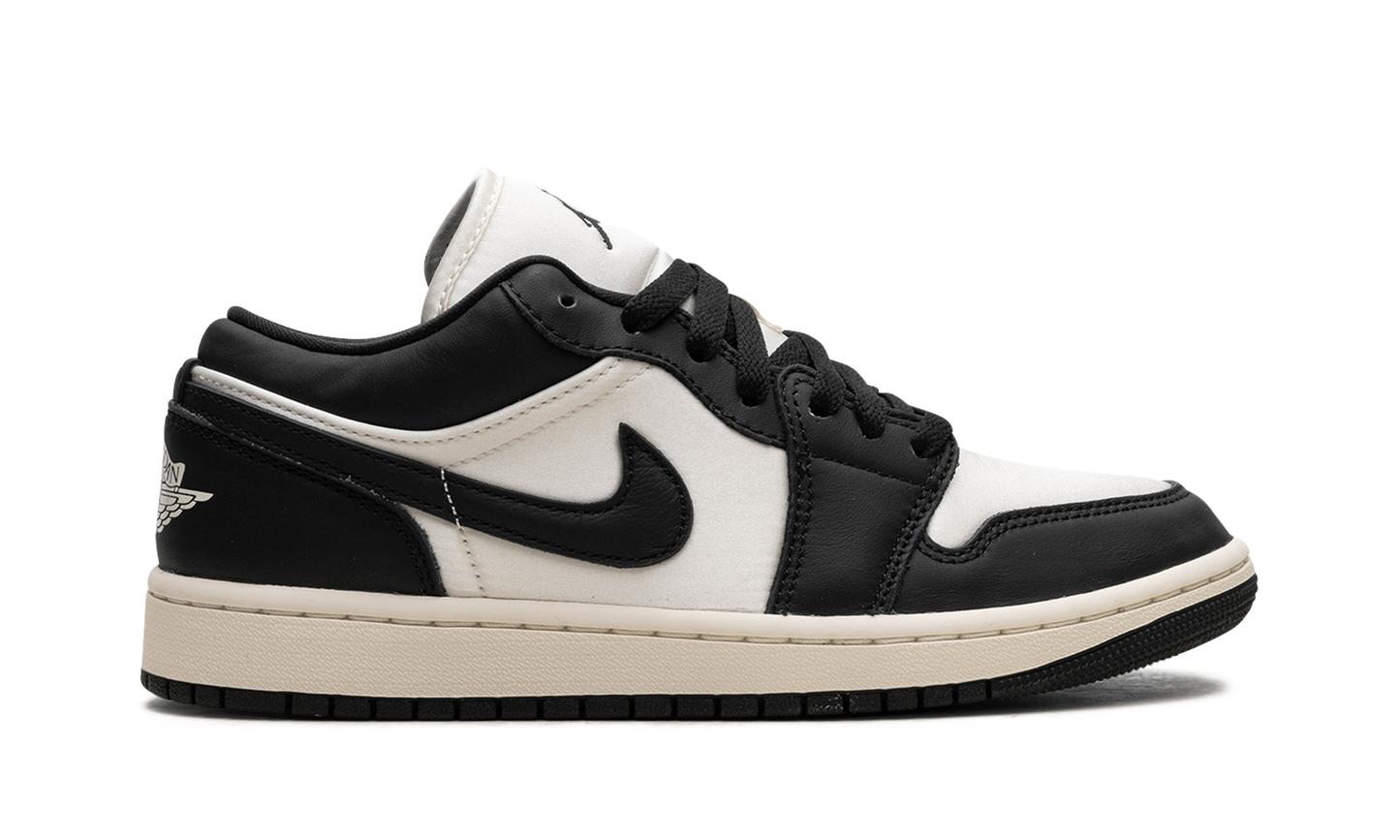 Air Jordan 1 Low WMNS "Vintage Panda"