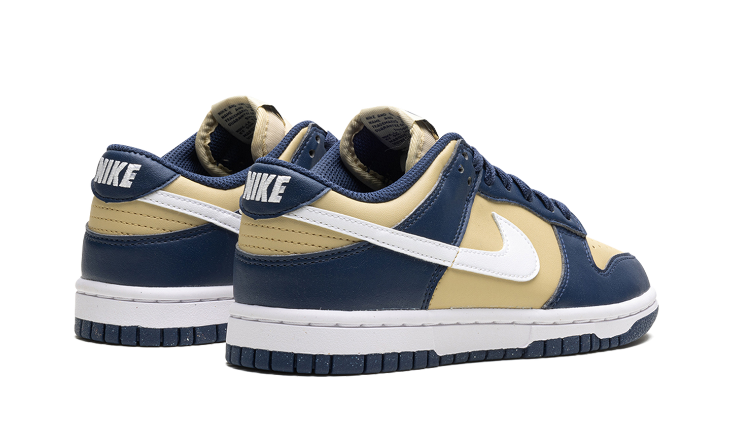 DUNK LO NEXT NATURE WMNS "Midnight Navy Gold"