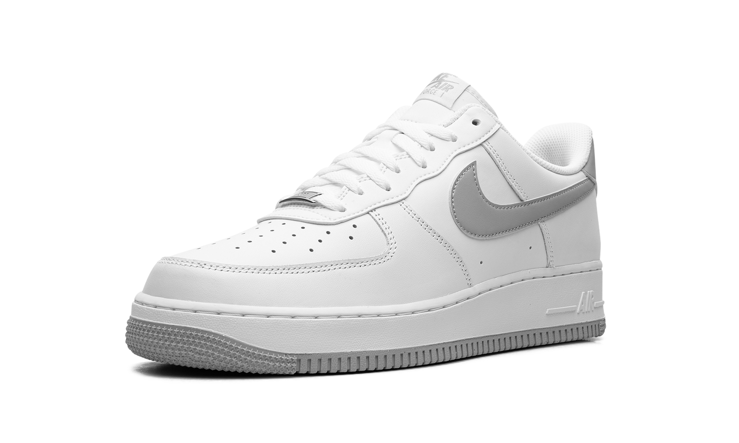 Air Force 1 Low '07 "White Light Smoke Grey"