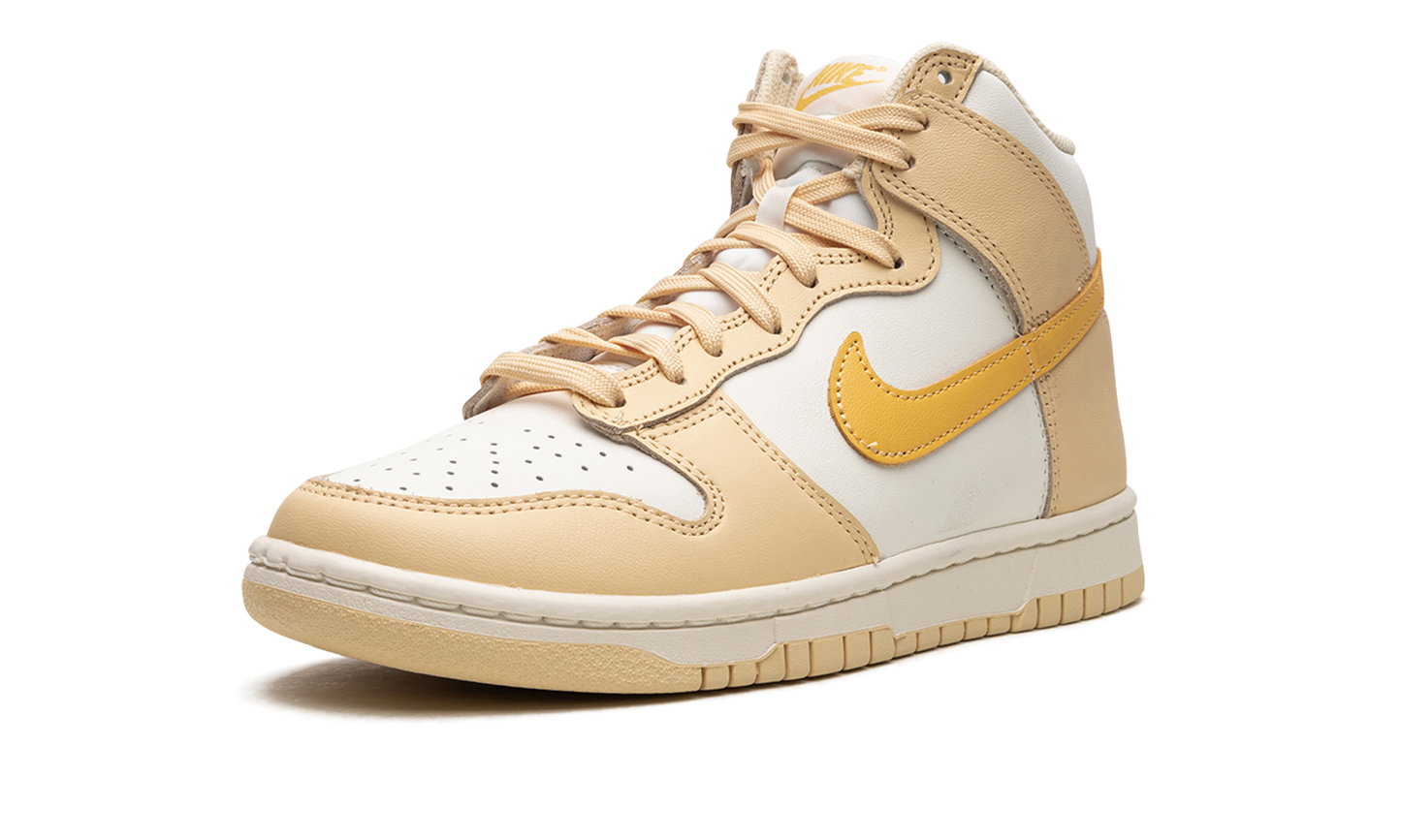DUNK HIGH WMNS "Pale Vanilla""