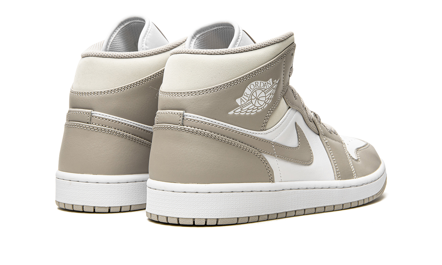 Air Jordan 1 Mid "Linen / College Grey"