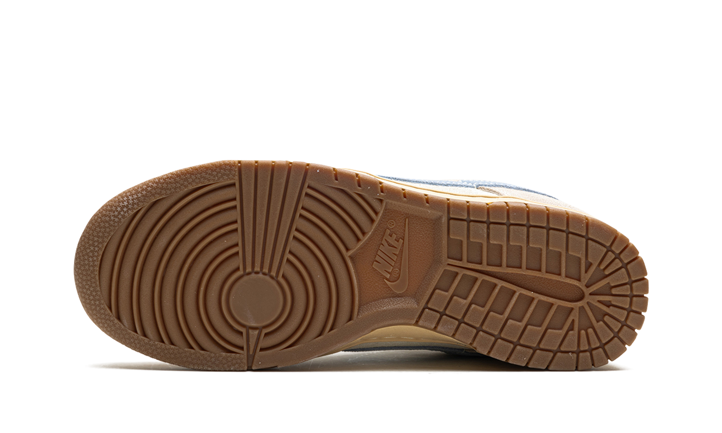 Nike Dunk Low "Sanddrift Armory Blue"