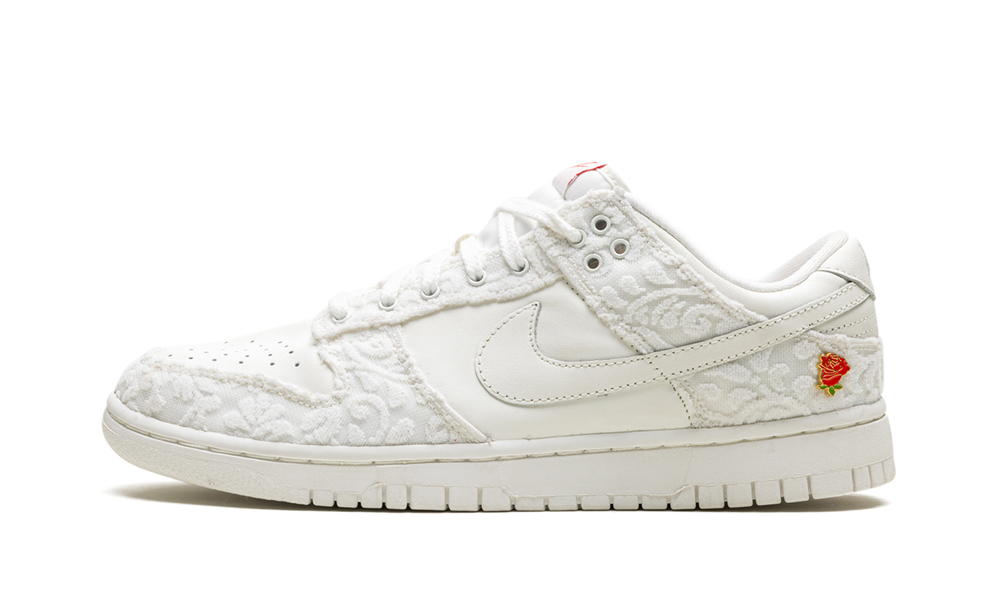 DUNK LOW WMNS "Giver Her Flowers"