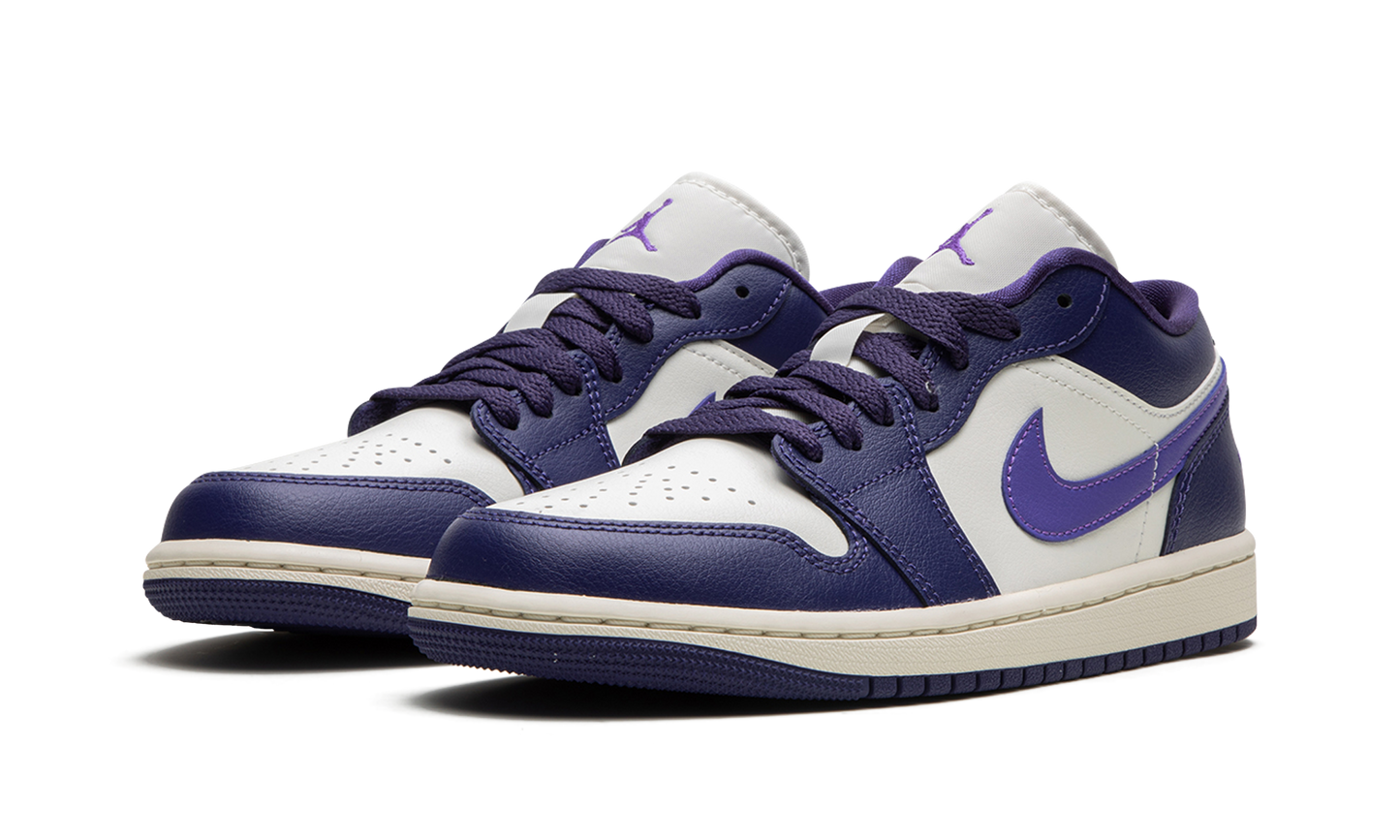 AIR JORDAN 1 LO WMNS "Action Grape"