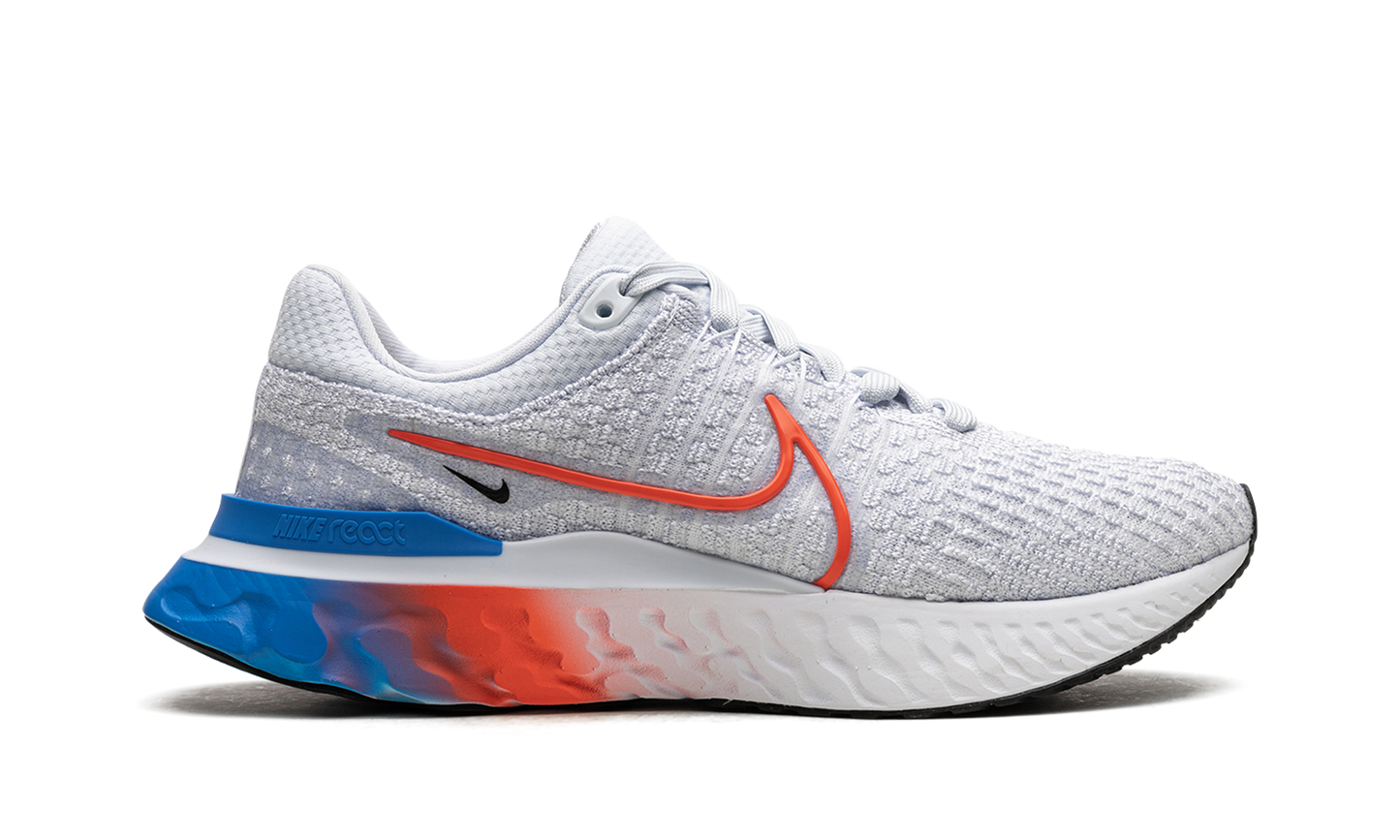 REACT INFINITY RUN FK 3 WMNS "Grey Bright Crimson"