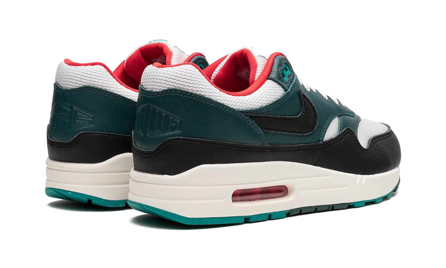 Air Max 1 "LeBron James x Liverpool"