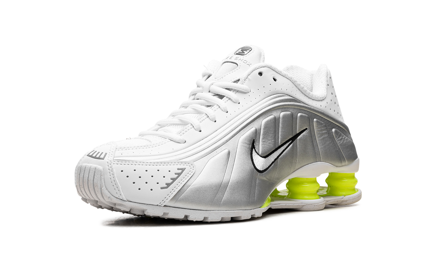 Shox R4 WMNS "White Metallic Silver Volt"