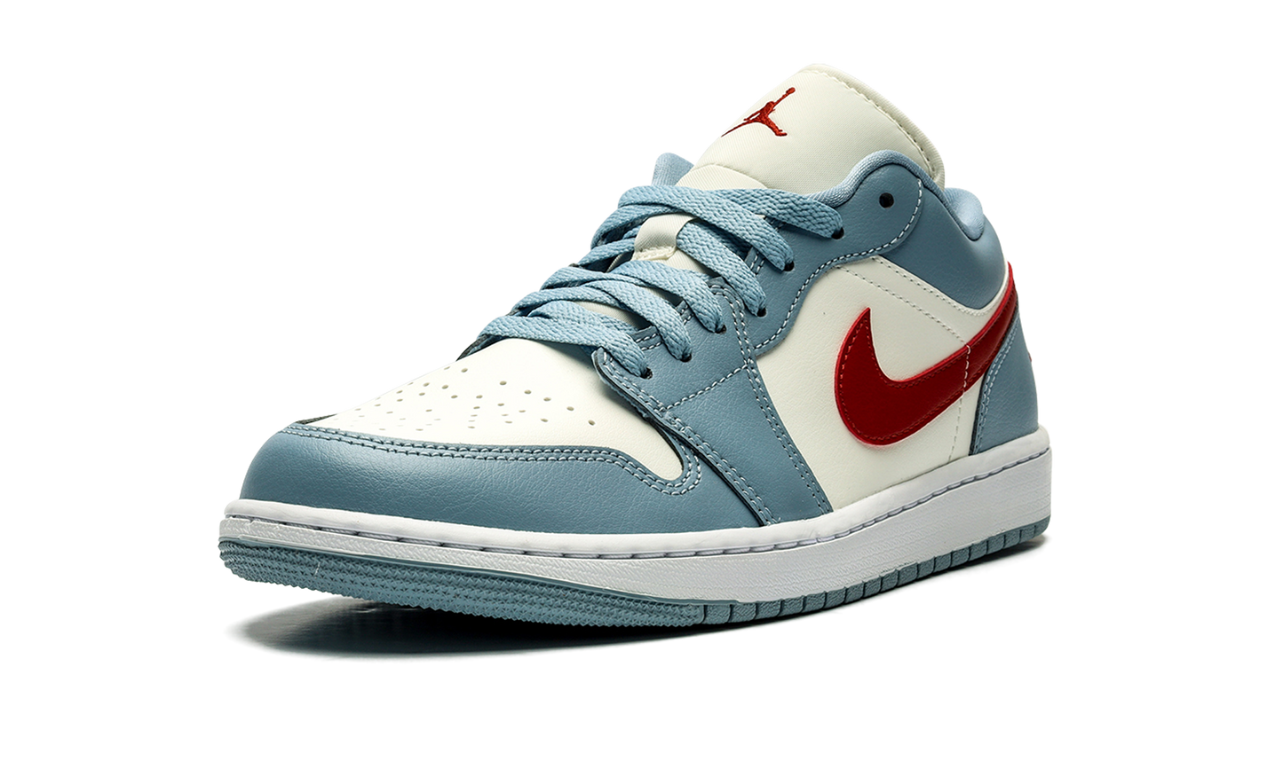 Air Jordan 1 Low WMNS "Blue Whisper"