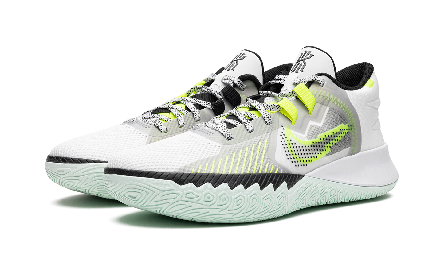 Kyrie Flytrap V