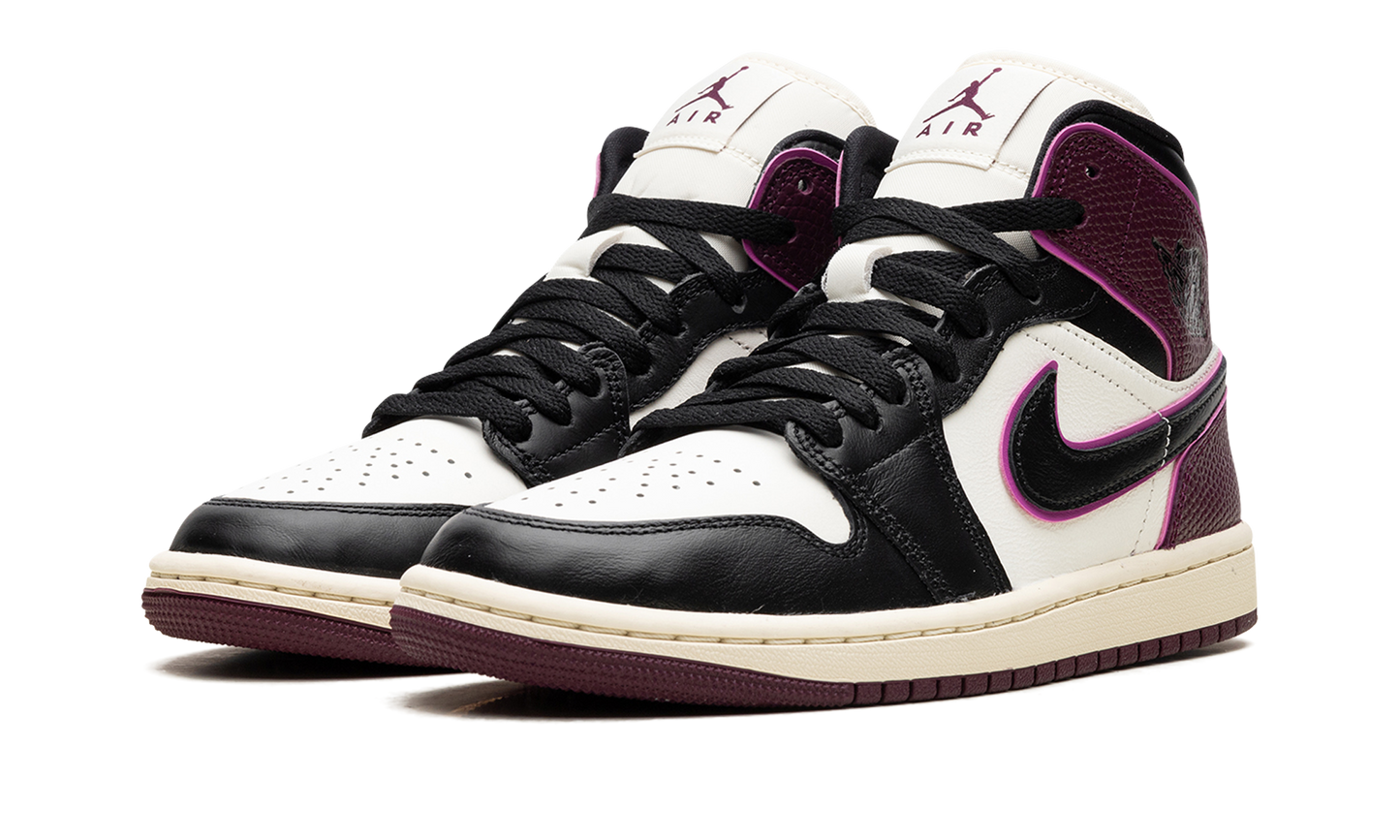Air Jordan 1 "Bordeaux"