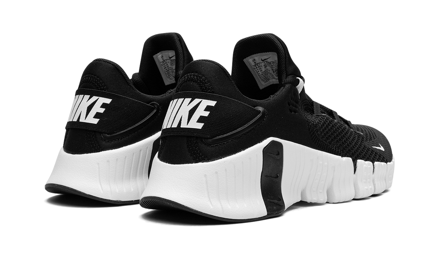 FREE METCON 4 WMNS "Black-White Metcon 4"