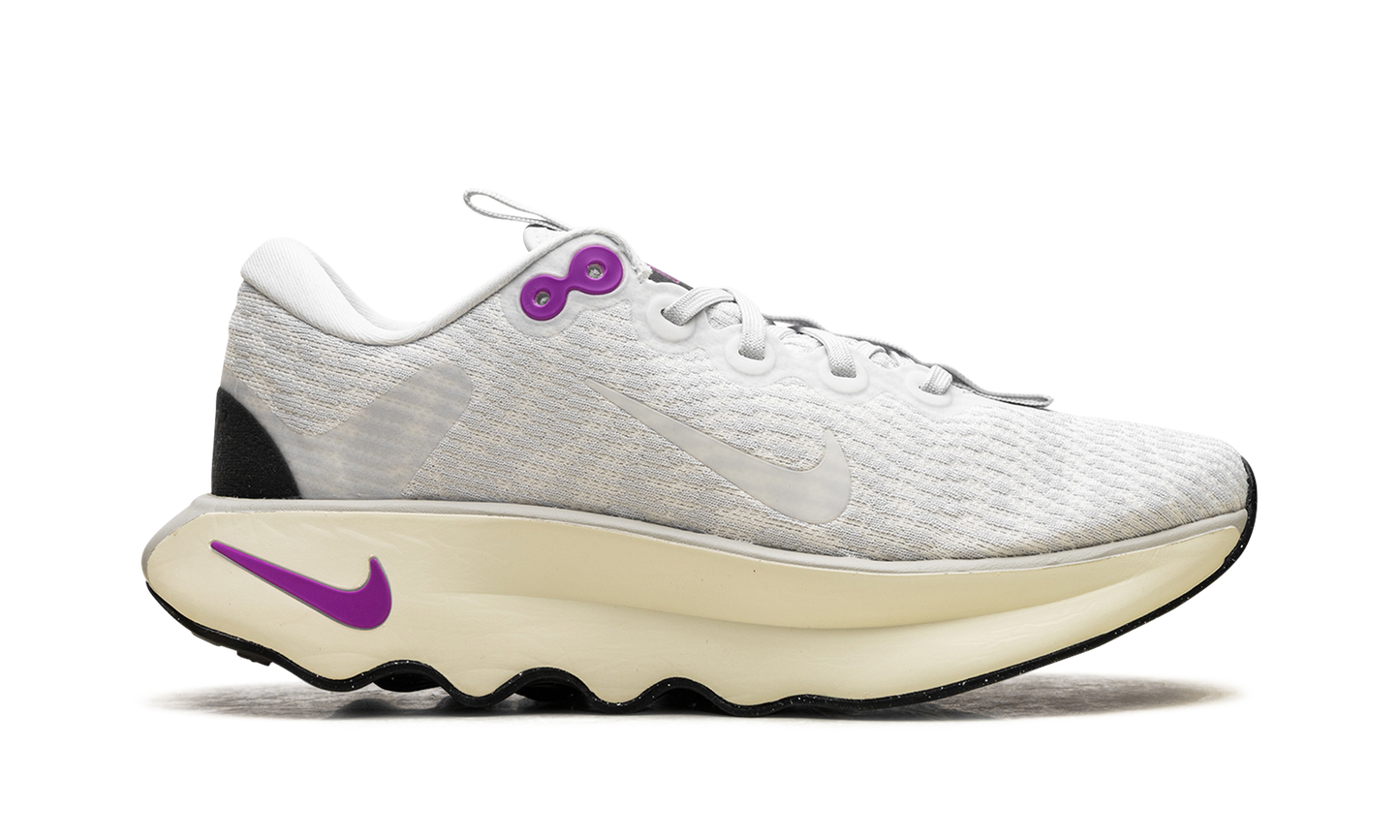 Motiva WMNS "Photon Dust Hyper Violet Coconut Milk"