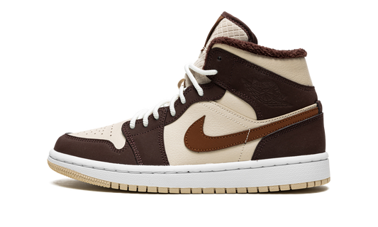 AIR JORDAN 1 MID SE WMNS "Brown Basalt Fleece"