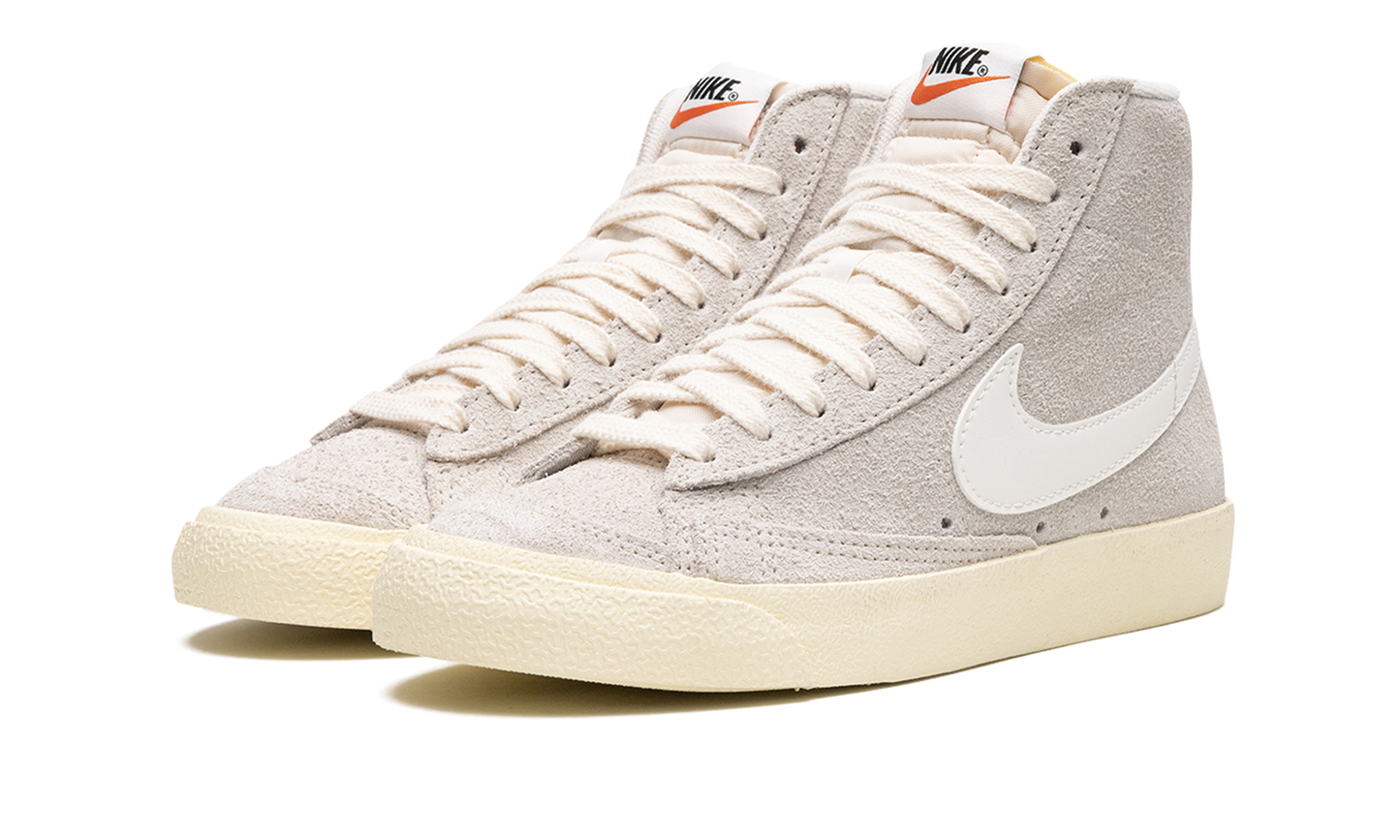 BLAZER MID 77 VINTAGE MNS WMNS "Light Bone Alabaster"