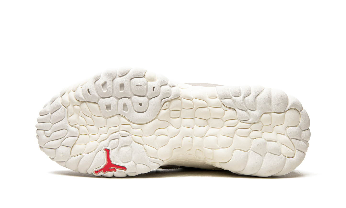 Jordan Delta 2 "Jordan Delta - Grey Fog"