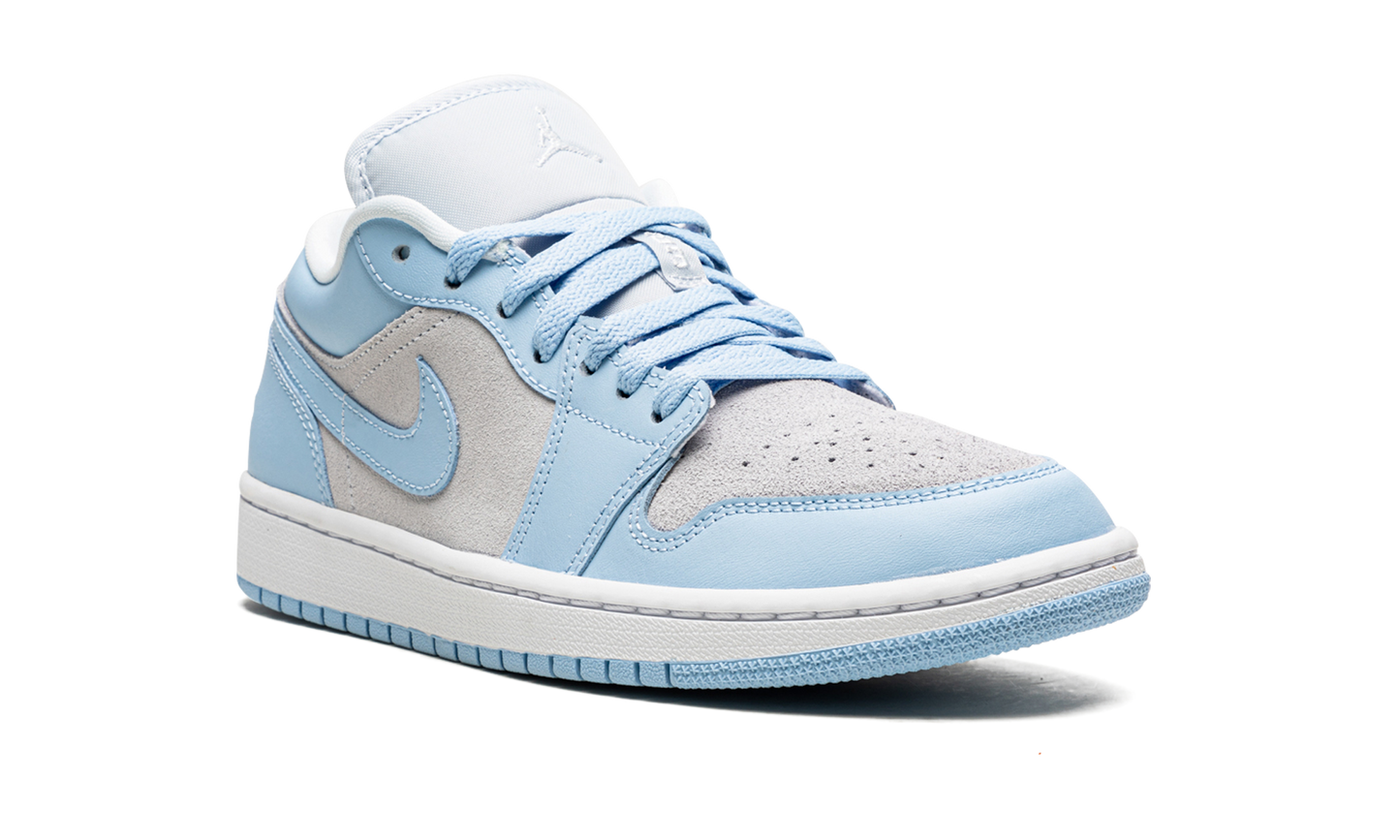 JORDAN 1 LO WMNS "Football Grey Aluminum"