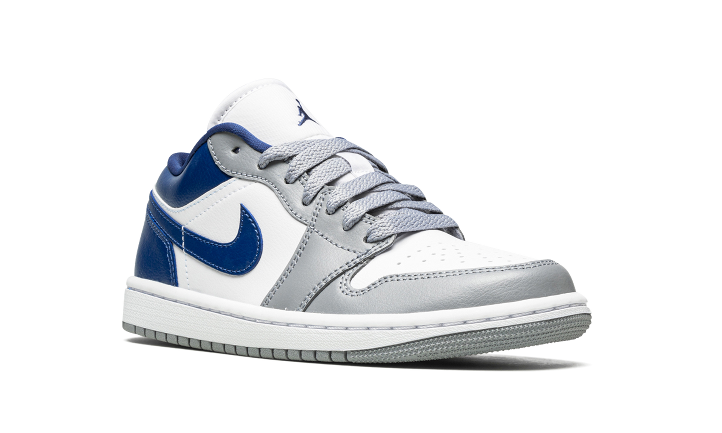 Air Jordan 1 Low WMNS "Stealth / French Blue"