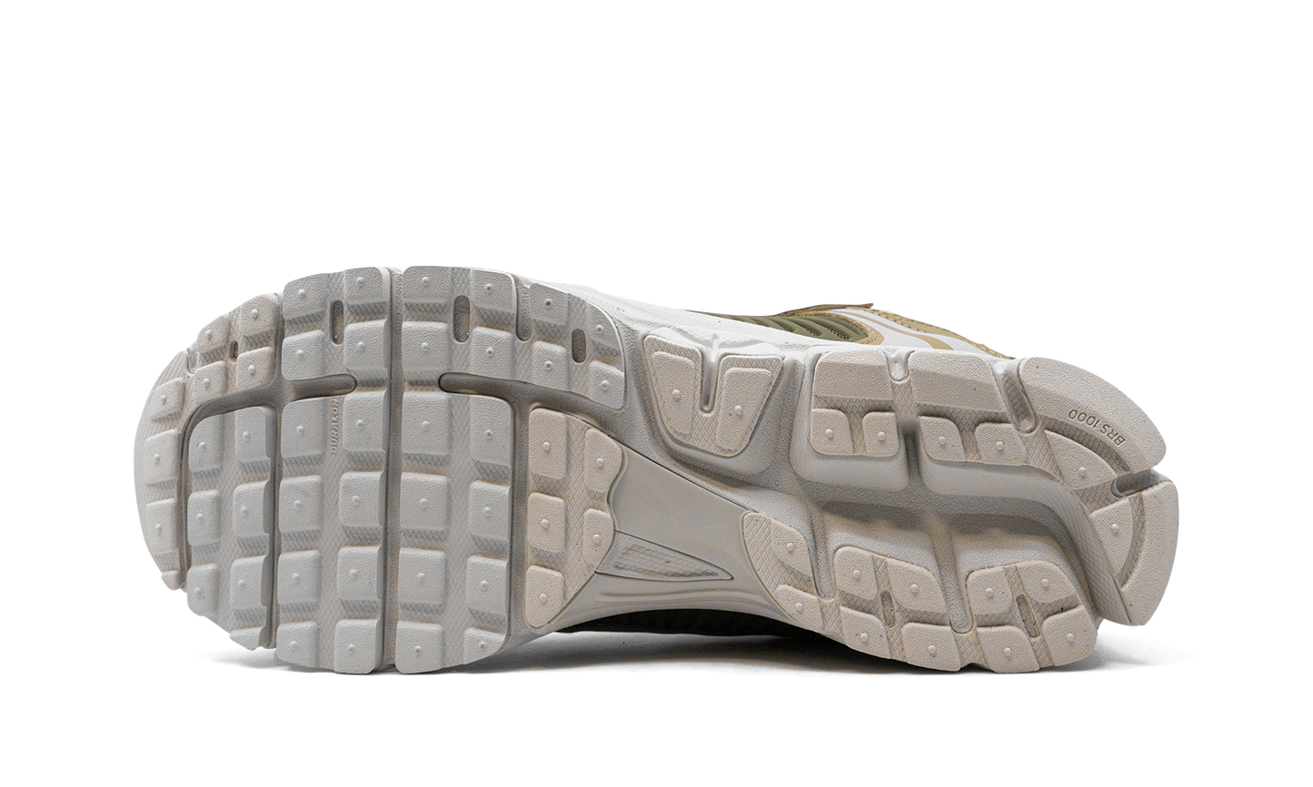 Zoom Vomero 5 "Neutral Olive"