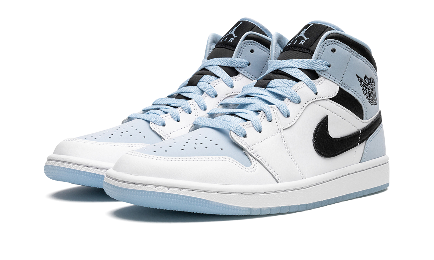 Air Jordan 1 Mid SE "Ice Blue"