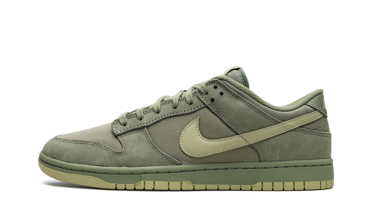 Dunk Low "Oil Green"