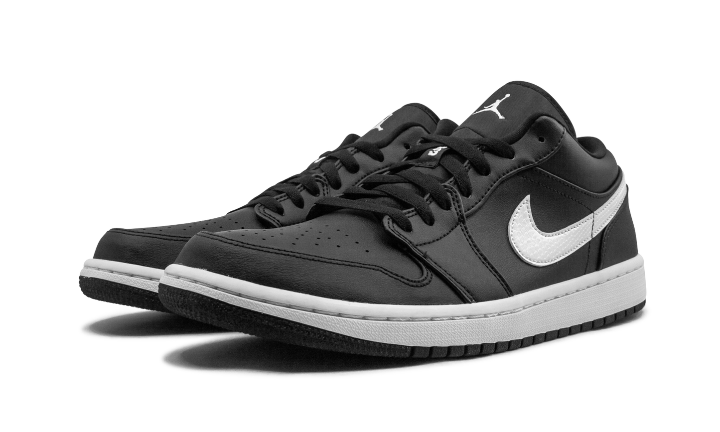 Air Jordan 1 Low WMNS "Black/White"