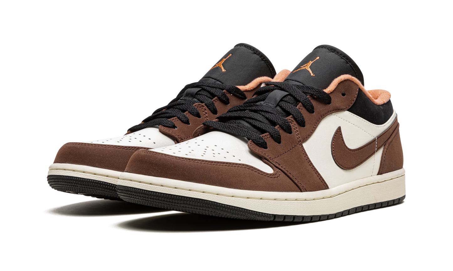 Air Jordan 1 Low "Mocha"
