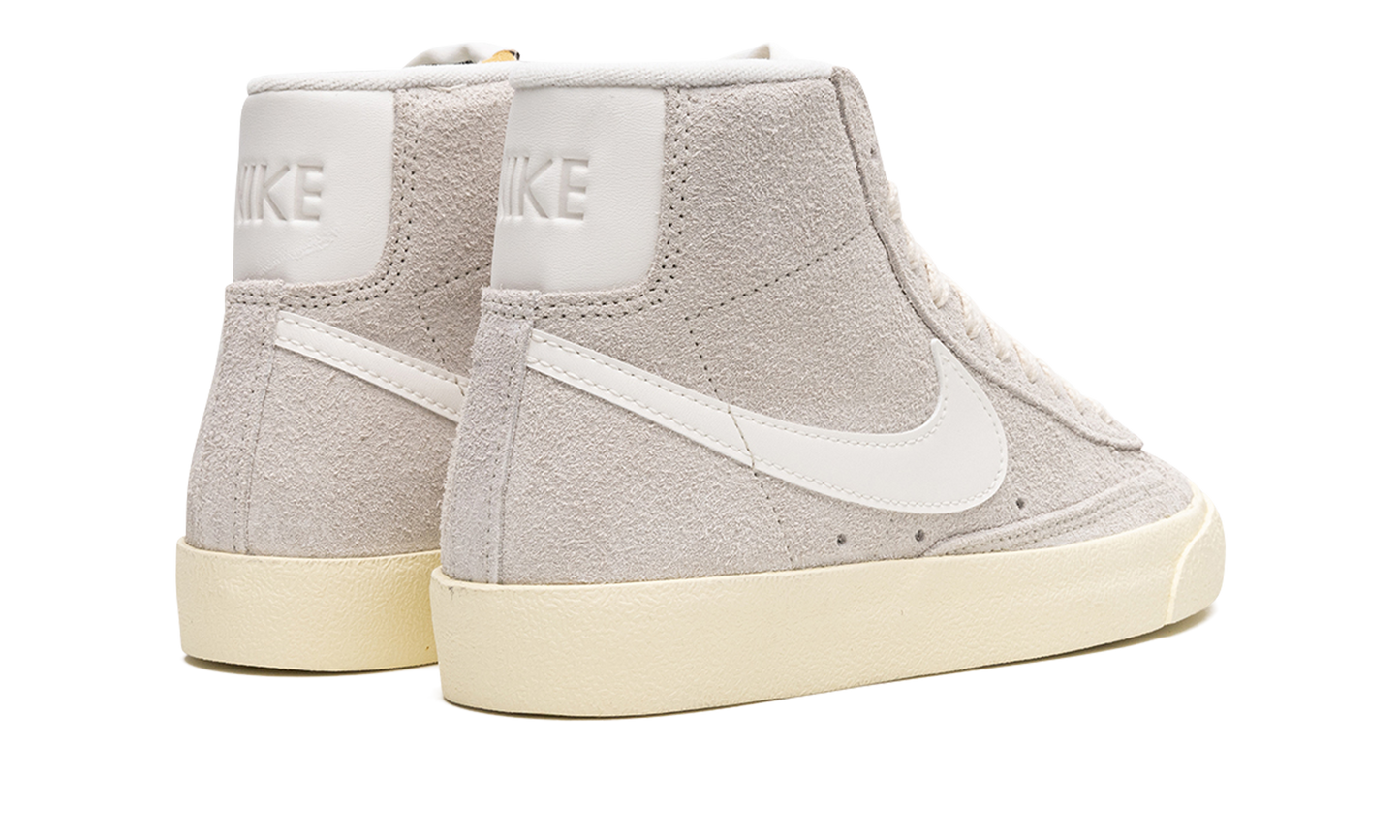 BLAZER MID 77 VINTAGE MNS WMNS "Light Bone Alabaster"
