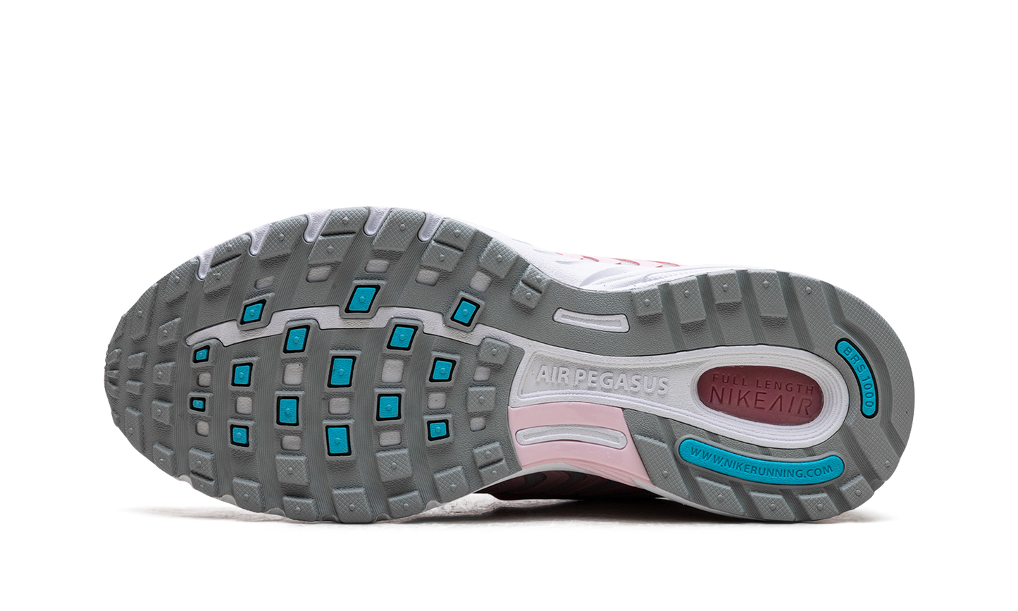 Air Peg 2K5 WMNS "Pawprint Pink Foam"