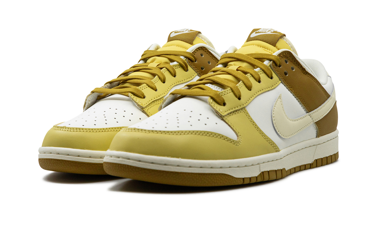 Dunk Low "Bronzine"